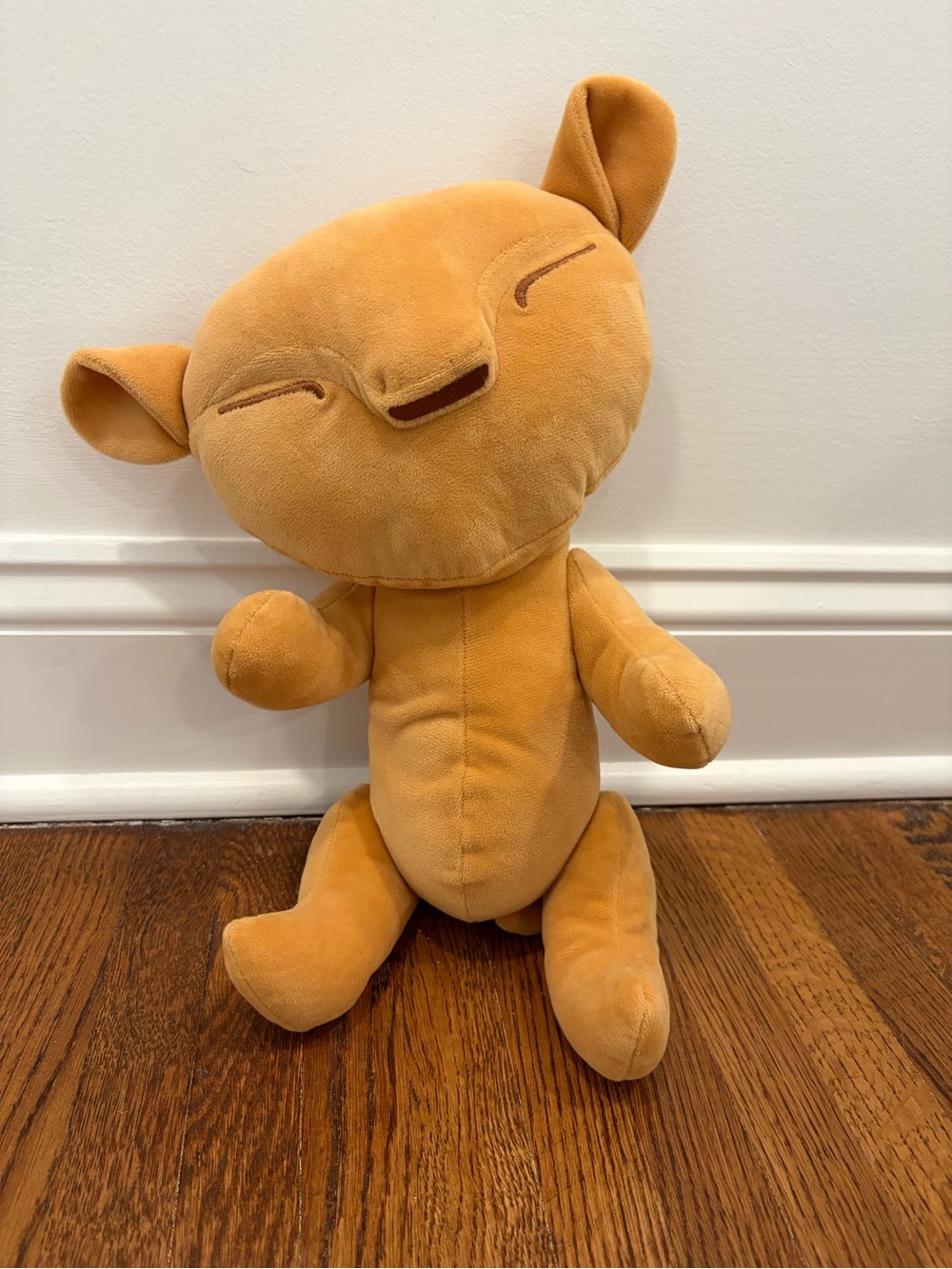 Broadway The Lion King authentic stuffed lion - like new